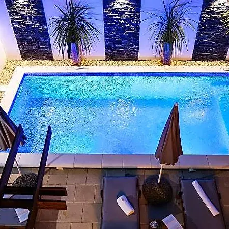 Rustica With Exclusive Pool Use Hotel 5*